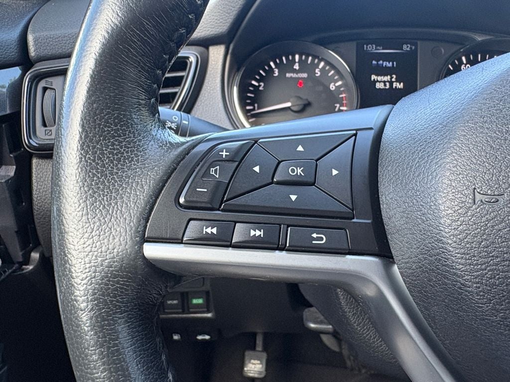 2017 Nissan Rogue SV