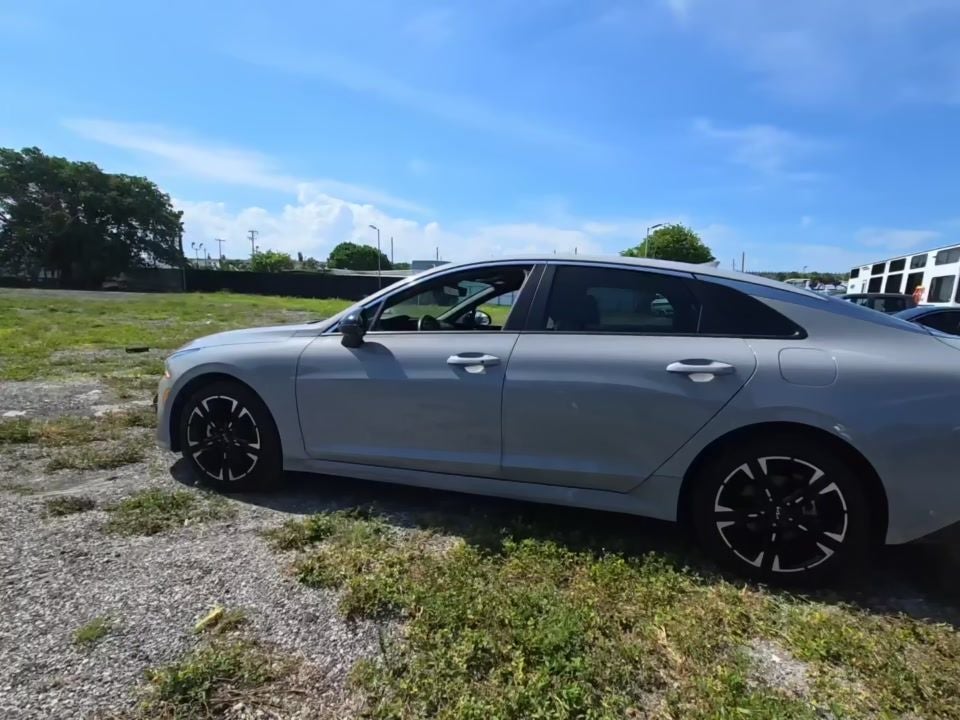 2022 Kia K5 GT-Line