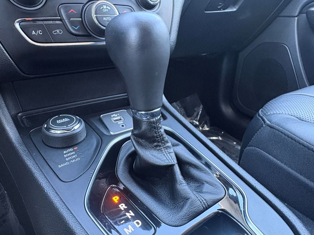 2019 Jeep Cherokee Overland 4x4
