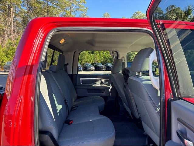 2019 RAM 1500 Classic SLT Crew Cab 4x4 6'4' Box