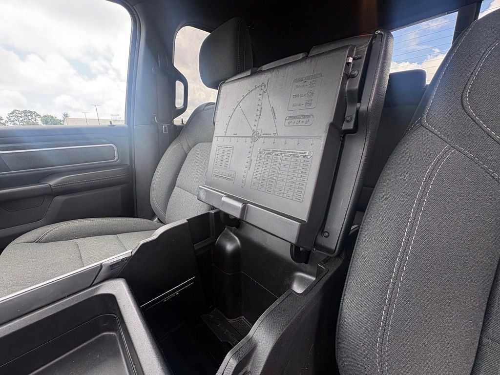 2021 RAM 1500 Big Horn Quad Cab 4x4 6'4' Box