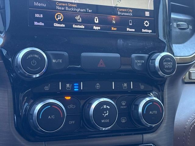 2020 RAM Ram 1500 Laramie Longhorn Crew Cab 4x4 5'7' Box