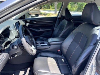 2022 Nissan Altima SR FWD