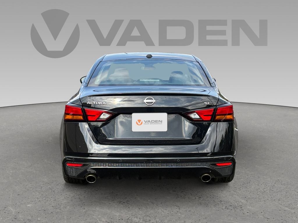2023 Nissan Altima SL FWD