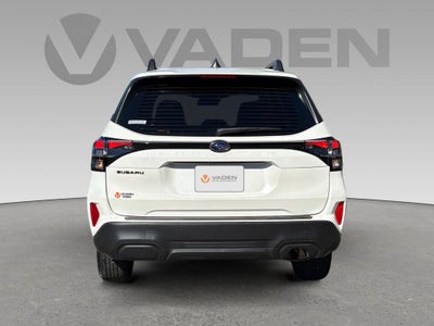 2025 Subaru Forester Base