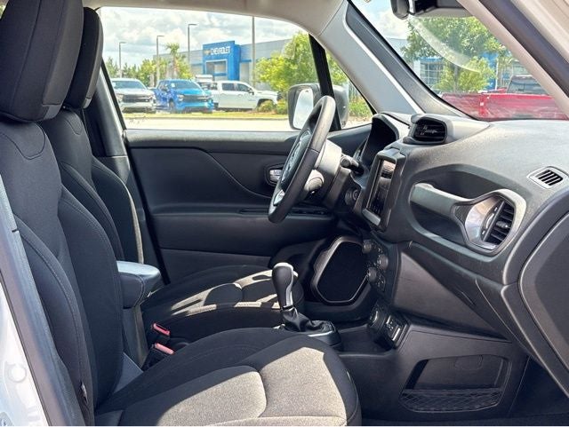 2023 Jeep Renegade Latitude 4x4