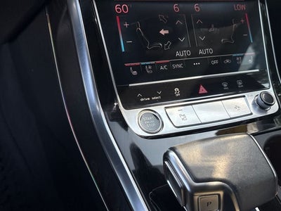 2021 Audi Q8 55 Prestige quattro