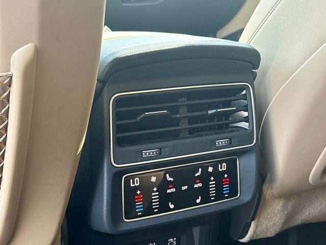 2021 Audi Q8 55 Prestige quattro