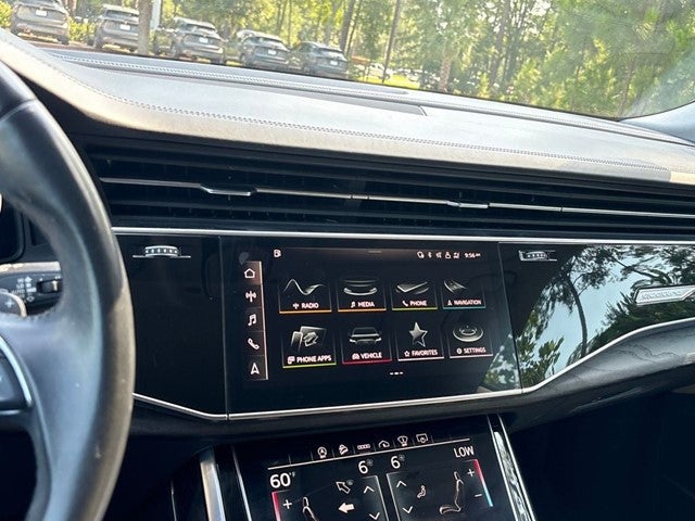 2021 Audi Q8 55 Prestige quattro