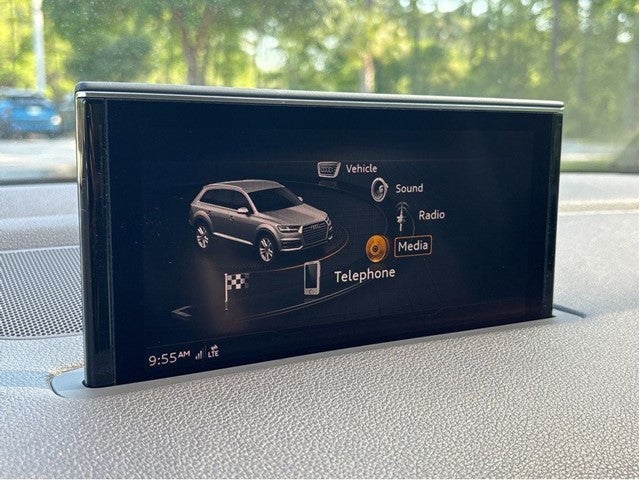 2019 Audi Q7 55 Premium Plus quattro