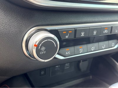 2024 Nissan Altima 2.0 SR