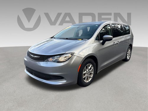 2021 Chrysler Voyager LX