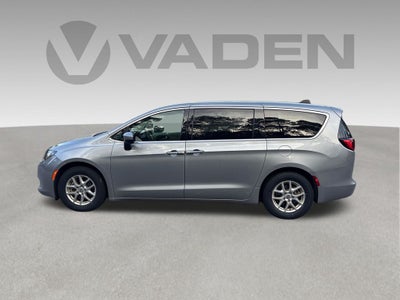 2021 Chrysler Voyager LX