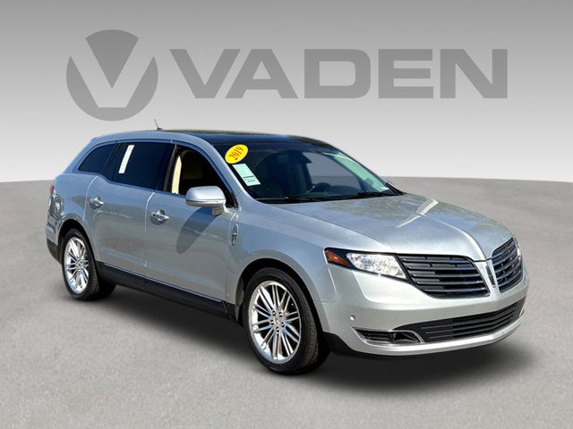 2019 Lincoln MKT Standard