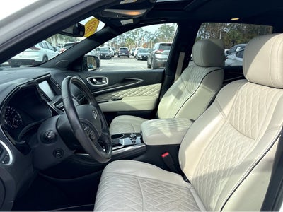 2019 INFINITI QX60 LUXE