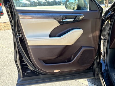 2021 Toyota Highlander Platinum