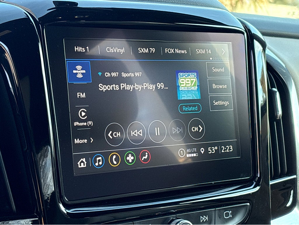 2023 Chevrolet Traverse LT Leather