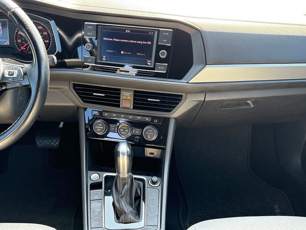 2019 Volkswagen Jetta R-Line
