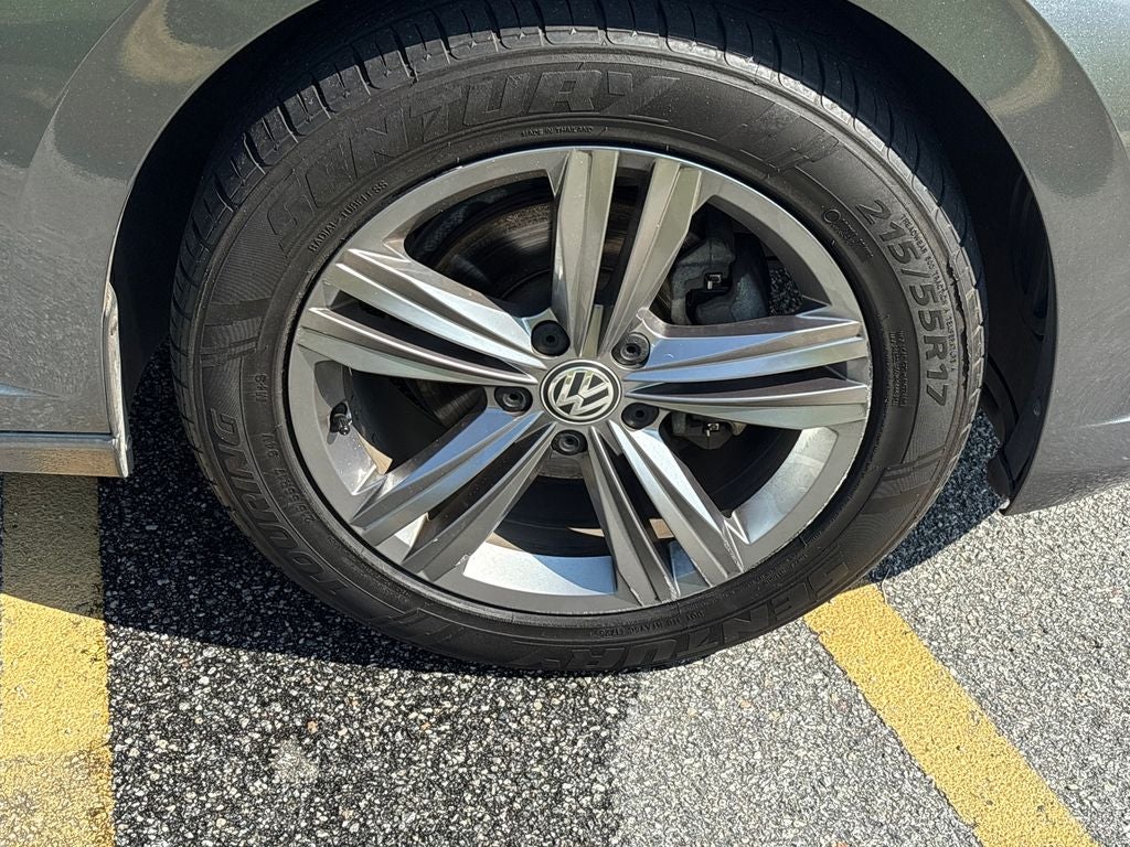 2019 Volkswagen Jetta R-Line