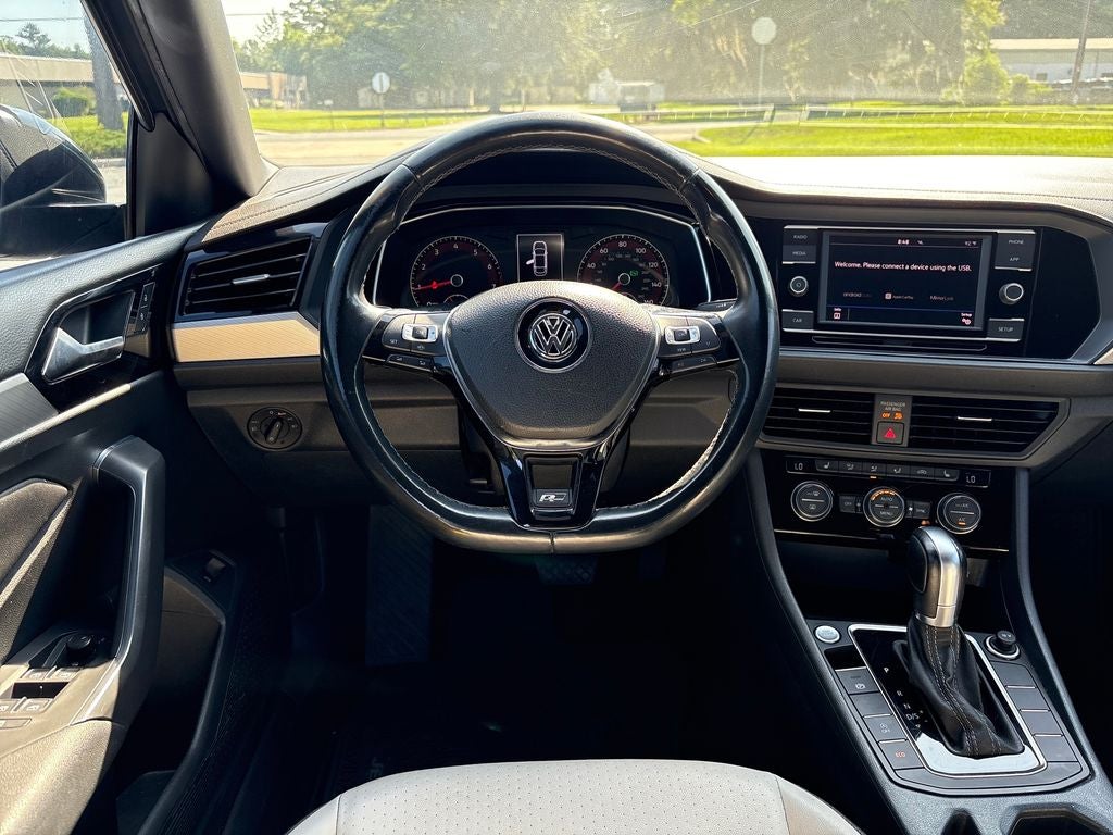 2019 Volkswagen Jetta R-Line