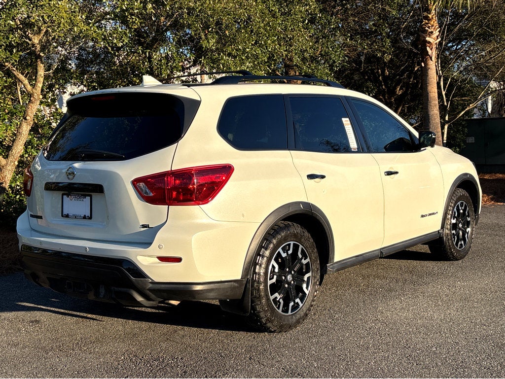2020 Nissan Pathfinder SL
