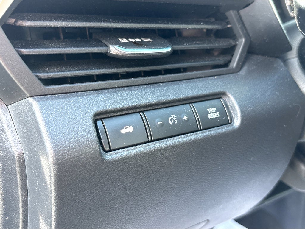 2022 Nissan Altima 2.0 SR