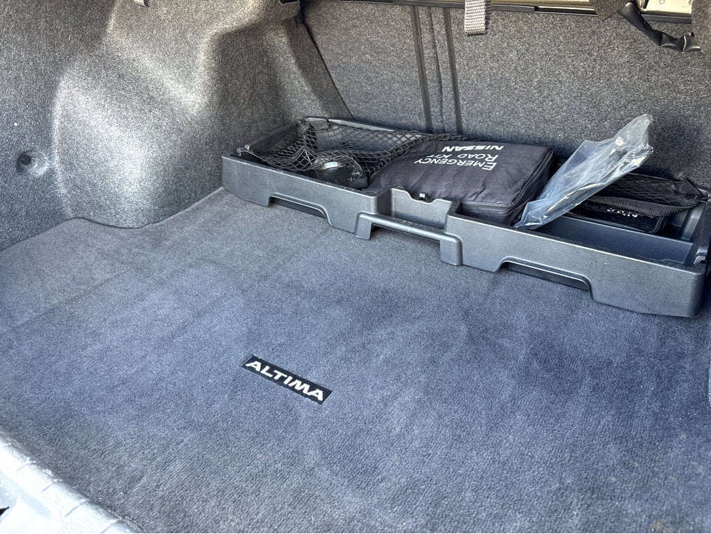 2022 Nissan Altima 2.0 SR