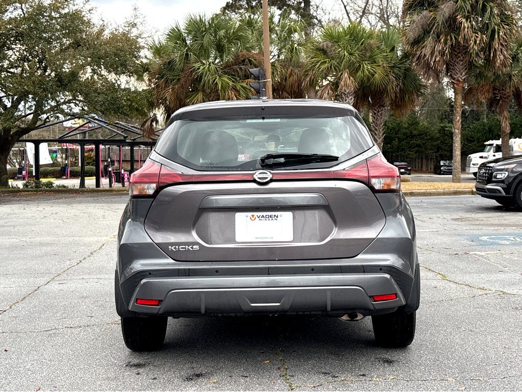 2021 Nissan Kicks S