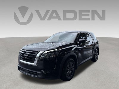 2023 Nissan Pathfinder S