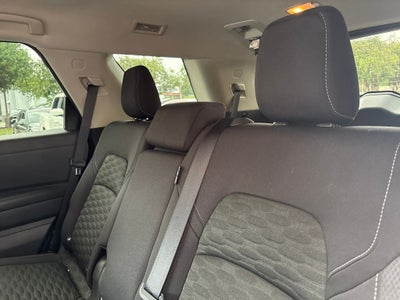 2023 Nissan Pathfinder S