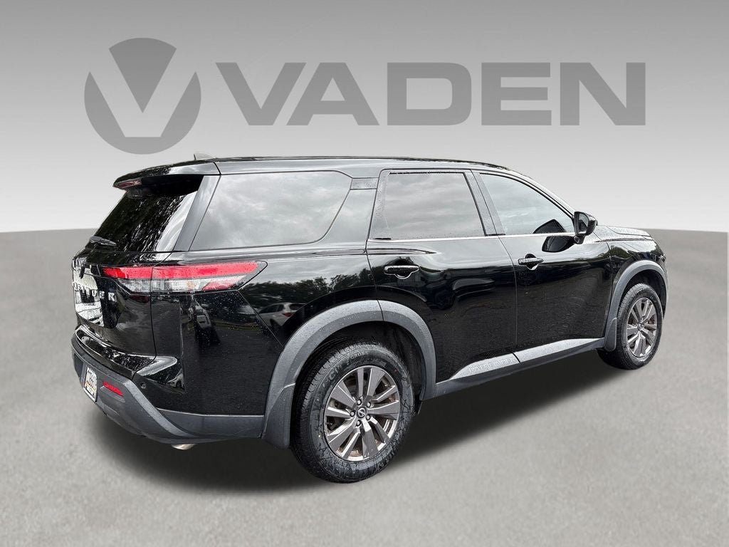 2023 Nissan Pathfinder S