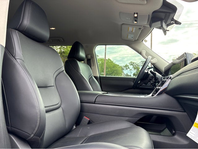 2026 Nissan Armada SV