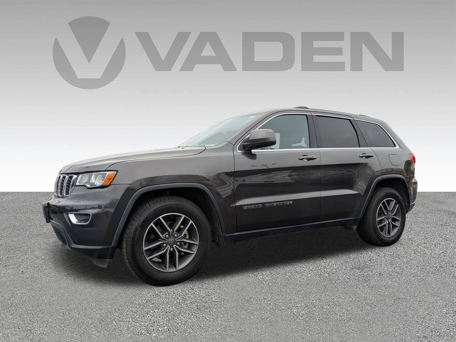 2019 Jeep Grand Cherokee Laredo E
