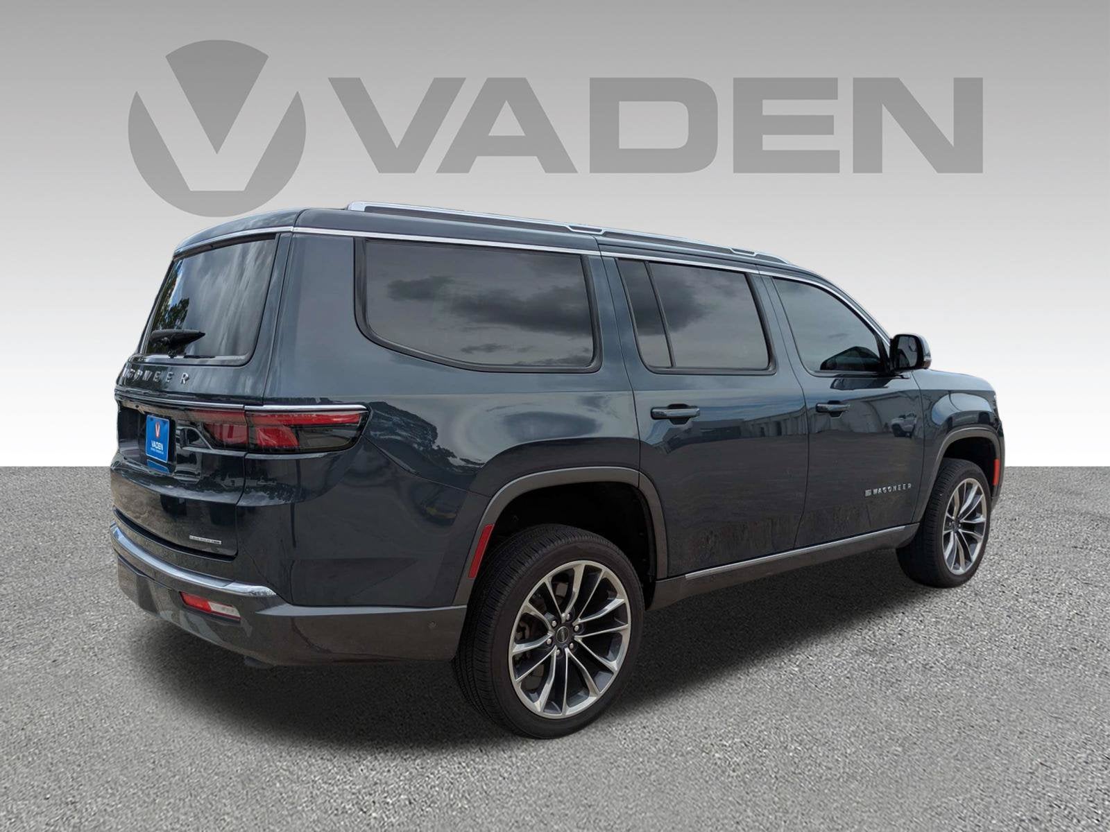 2022 Jeep Wagoneer Series III