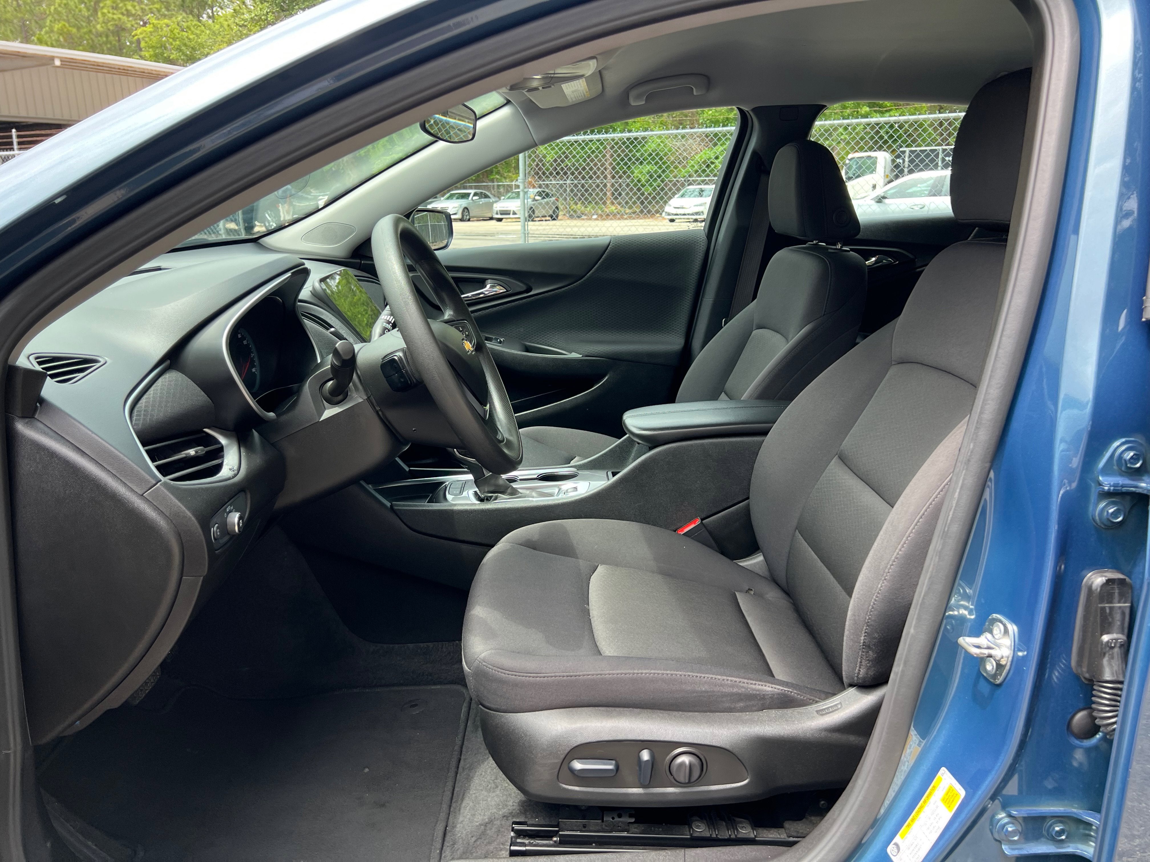 2025 Chevrolet Malibu LT