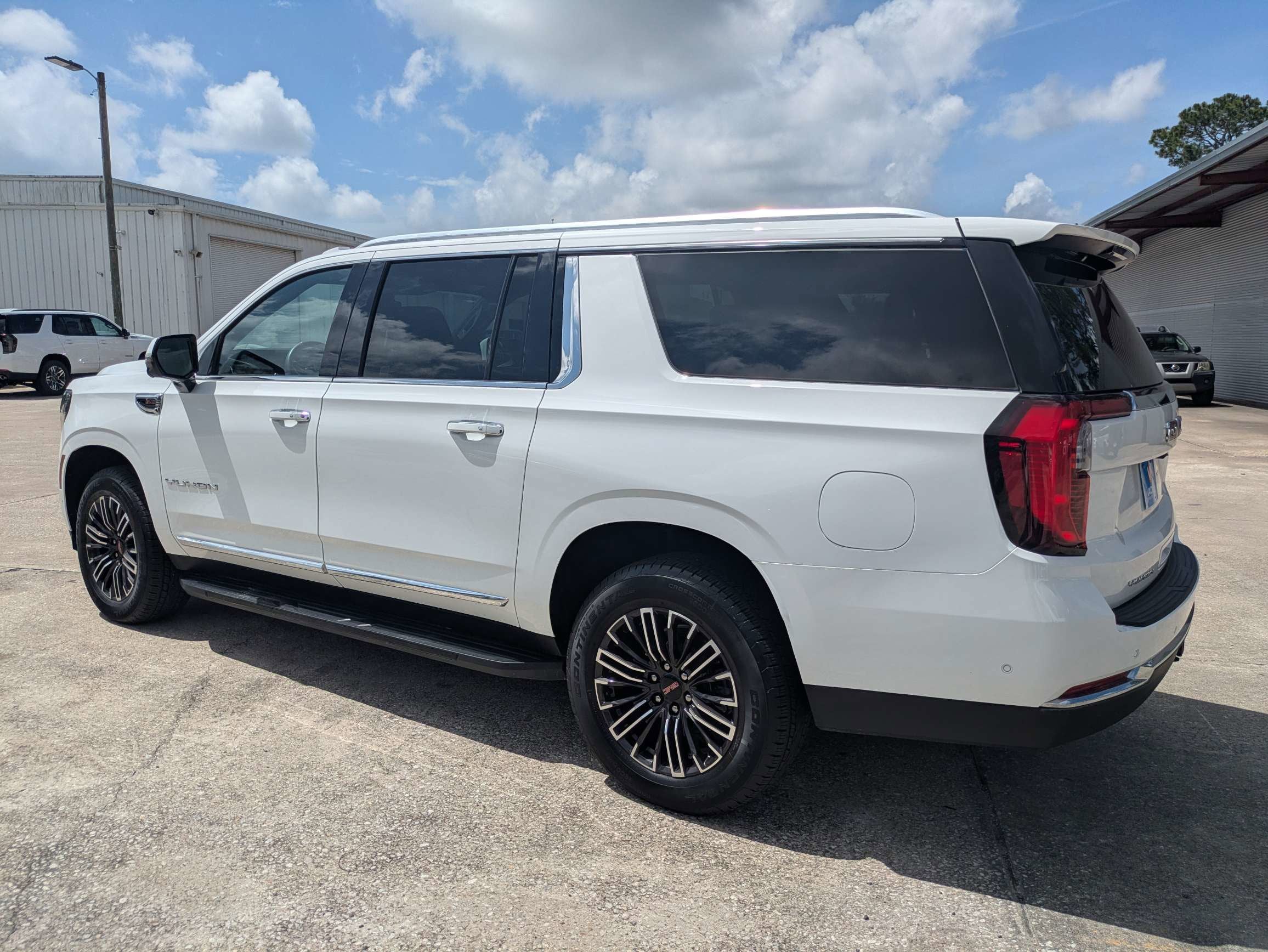 2025 GMC Yukon XL Elevation