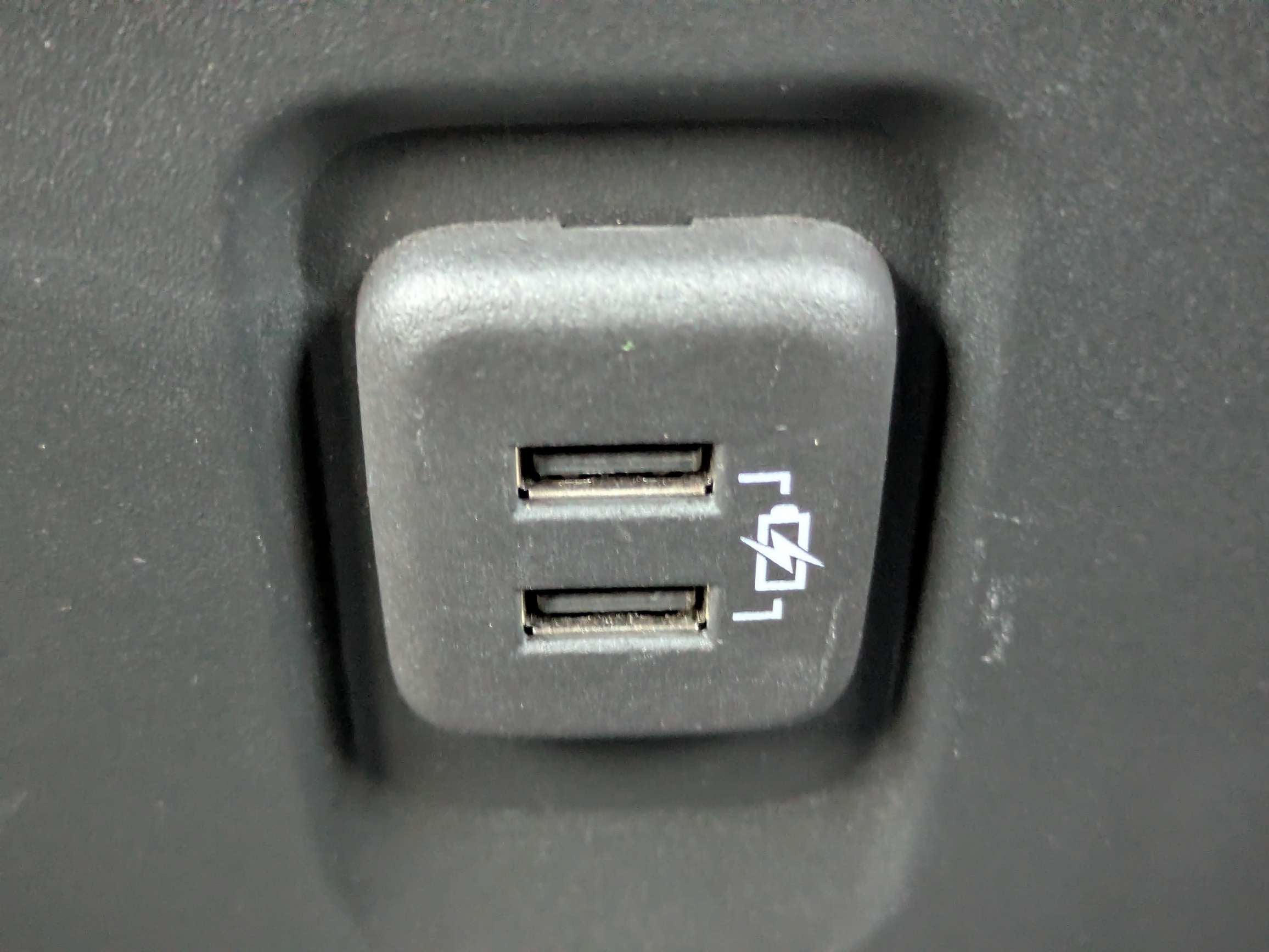 2024 Chevrolet Traverse Limited LT Cloth