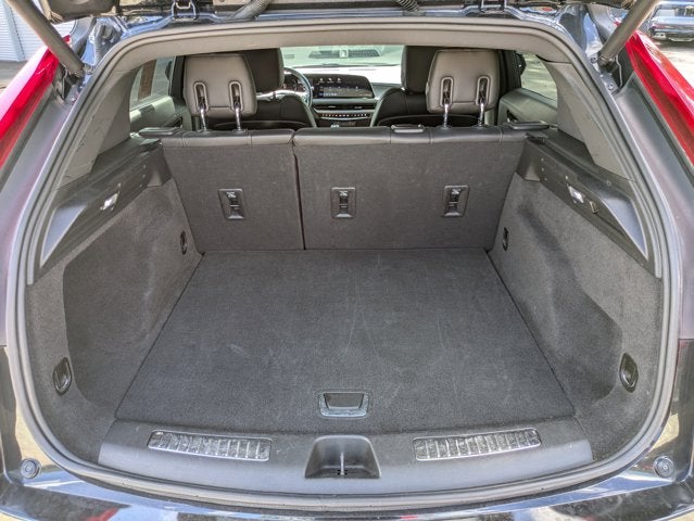 2024 Cadillac XT4 AWD Premium Luxury