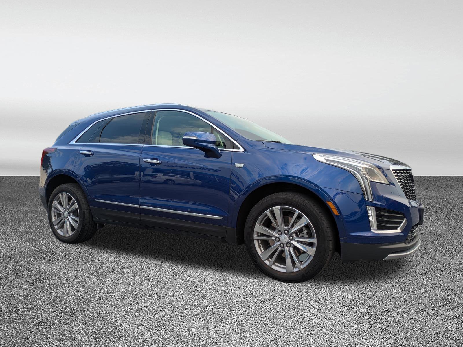 2023 Cadillac XT5 FWD Premium Luxury