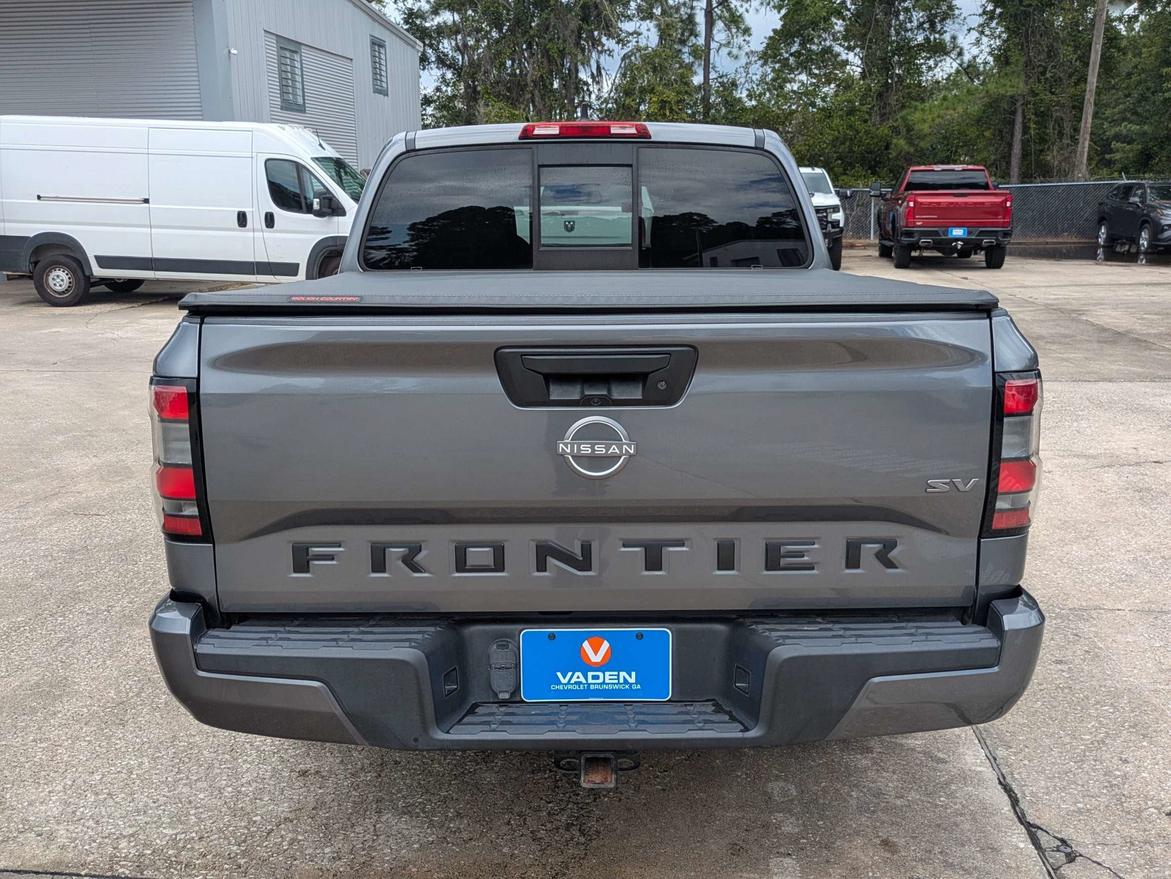 2022 Nissan Frontier SV