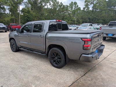 2022 Nissan Frontier SV
