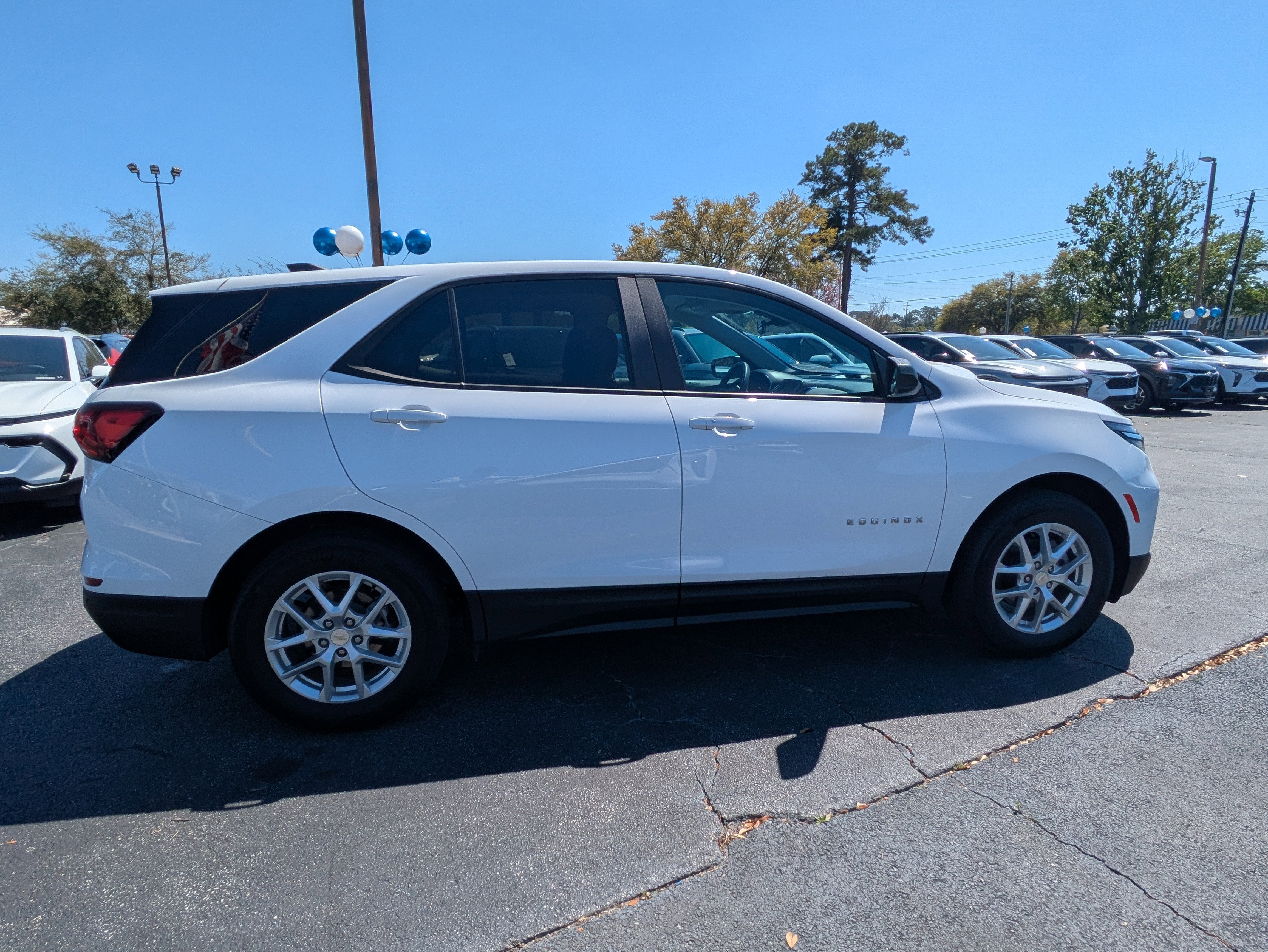 2023 Chevrolet Equinox LS