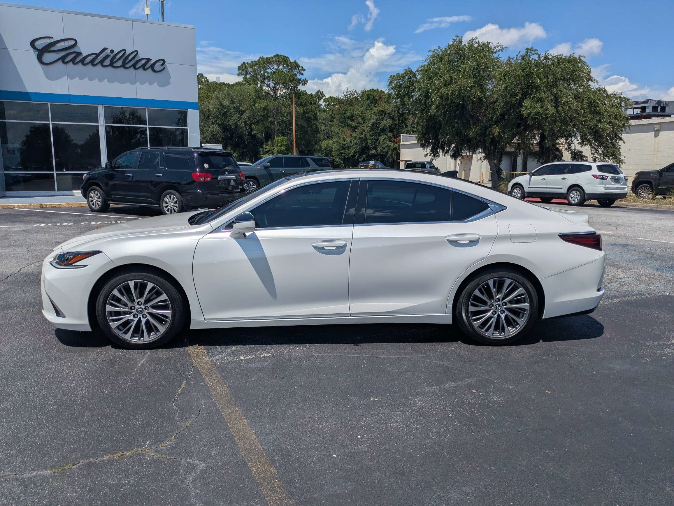2019 Lexus ES ES 350 Luxury