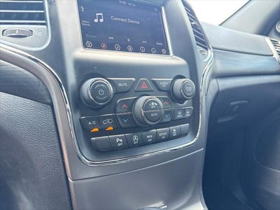 2020 Jeep Grand Cherokee Laredo 4x2