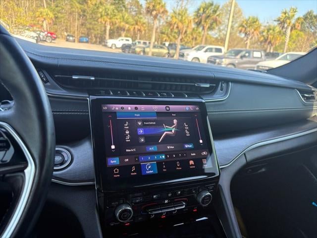 2022 Jeep Grand Cherokee L Overland 4x4