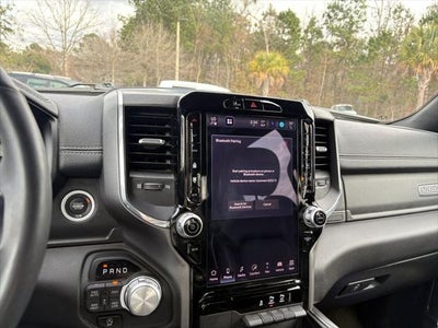 2025 RAM 1500 Laramie Crew Cab 4x4 5'7' Box