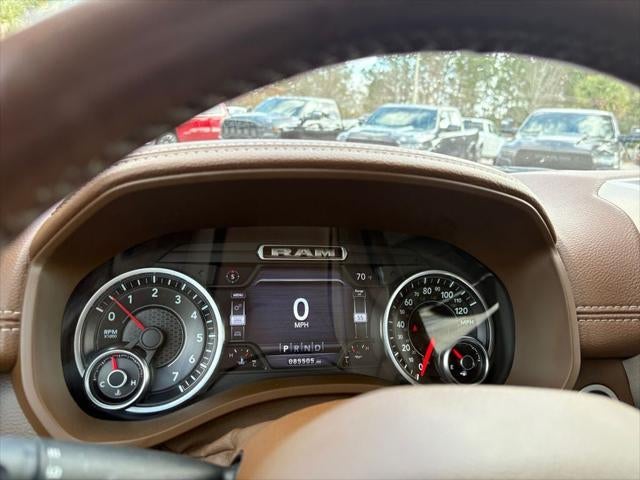 2019 RAM 1500 Laramie Crew Cab 4x4 5'7' Box