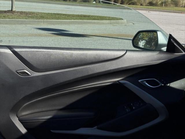 2020 Chevrolet Camaro RWD Convertible 1LT