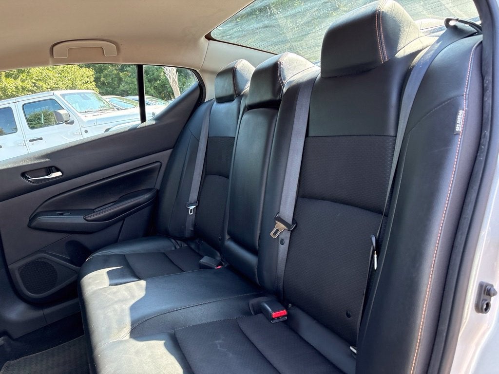 2022 Nissan Altima SR FWD