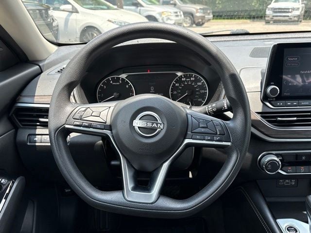 2023 Nissan Altima SV FWD
